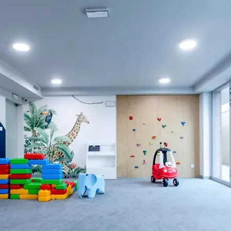 Silver Klifowa 아파트 레왈